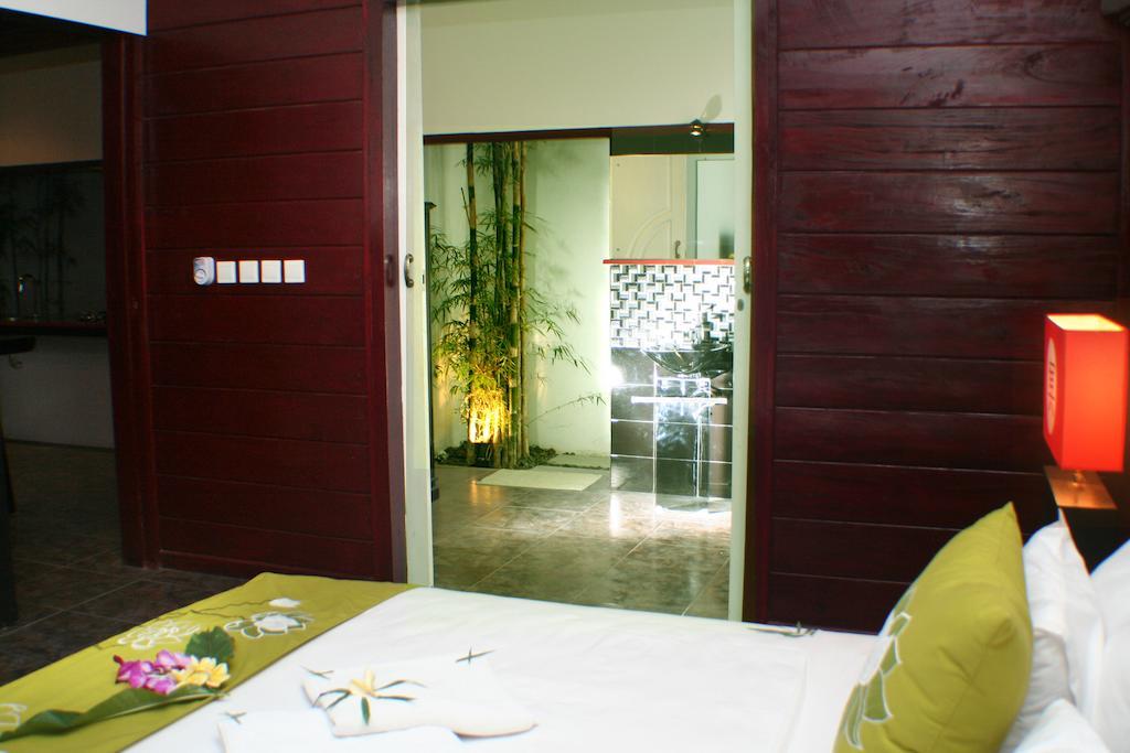 Bonsai Villas Seminyak Quarto foto